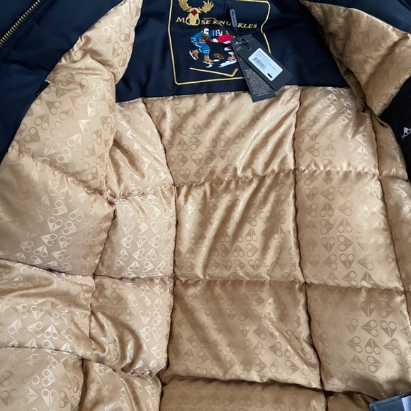 MOOSE KNUCKLES PARKA GOLD WITH FOX FUR HOOD - Picture 5 of 6